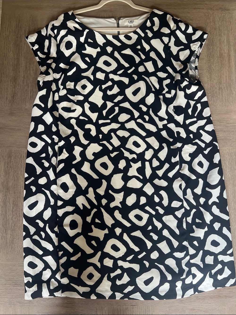 Cato Black and White Abstract Print Shift Dress